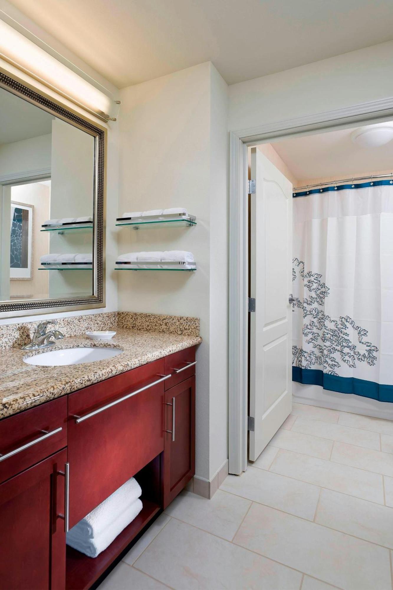 Residence Inn Bismarck North Ngoại thất bức ảnh